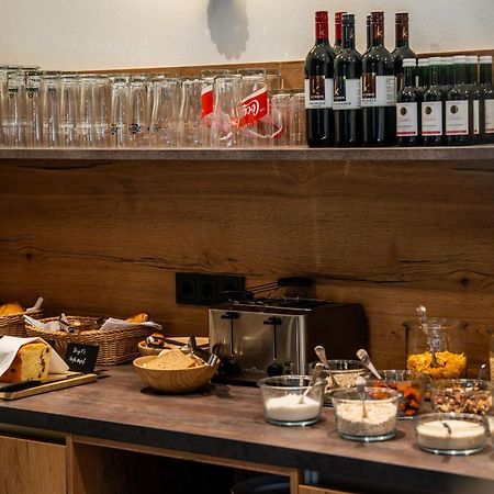 Hotel Garni Isarlodge Wiesenhof 샤르니츠 외부 사진