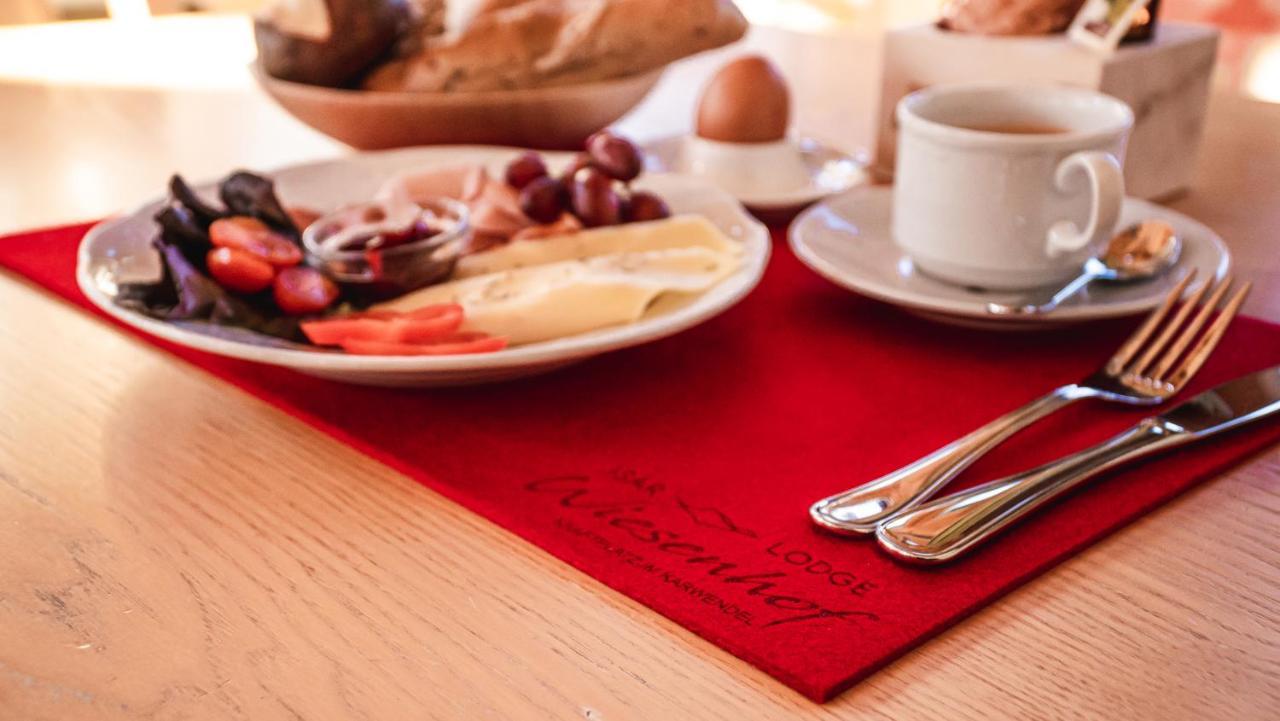 Hotel Garni Isarlodge Wiesenhof 샤르니츠 외부 사진
