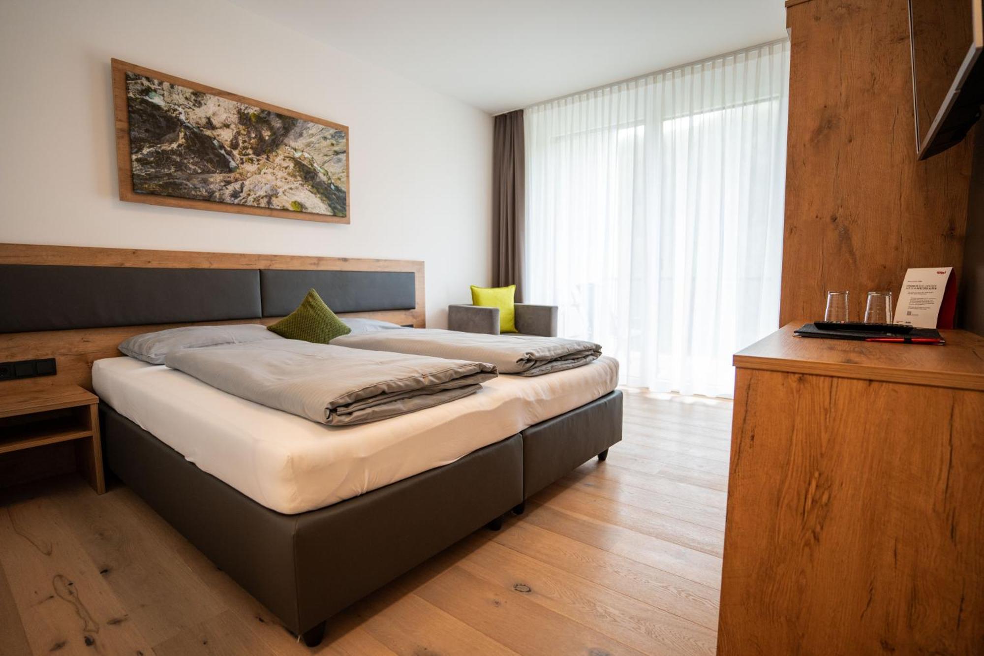 Hotel Garni Isarlodge Wiesenhof 샤르니츠 외부 사진