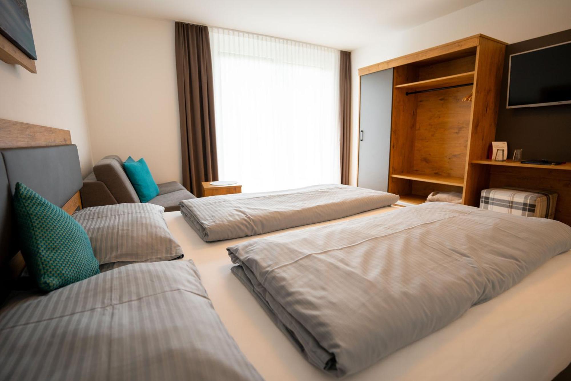 Hotel Garni Isarlodge Wiesenhof 샤르니츠 외부 사진